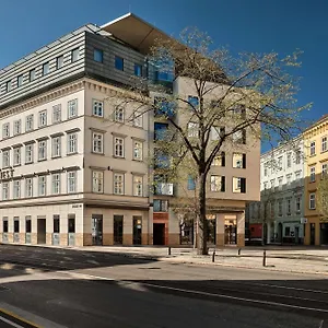 https://das-triest.vienna-besthotels.com